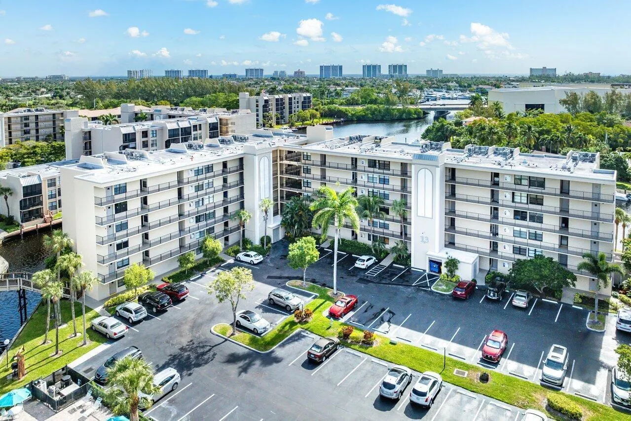 13 Royal Palm Way, #602