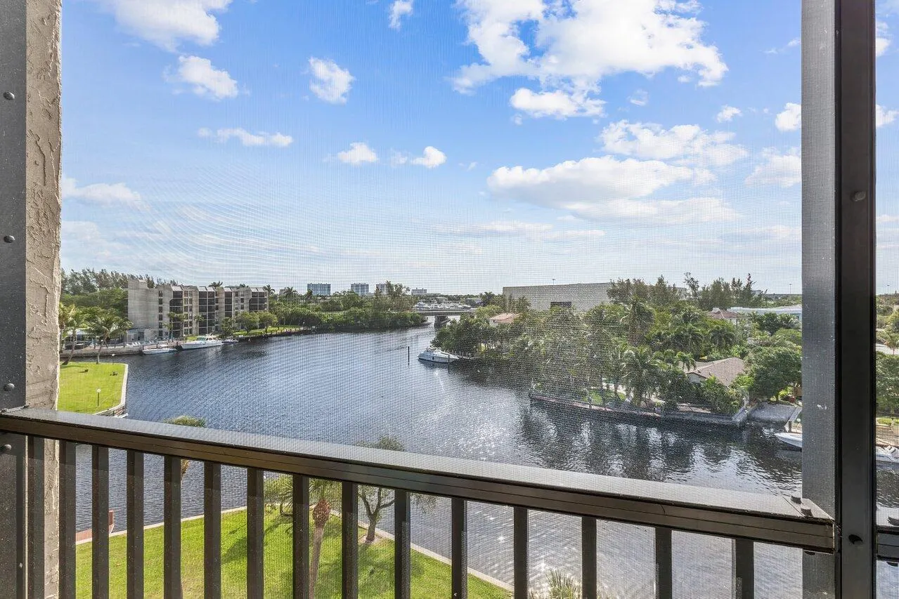 13 Royal Palm Way, #602