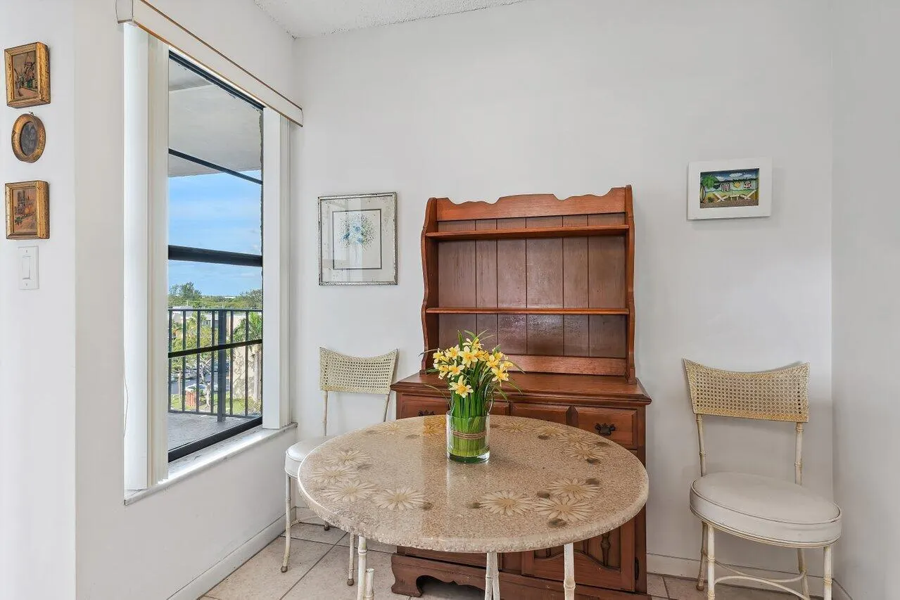 13 Royal Palm Way, #602