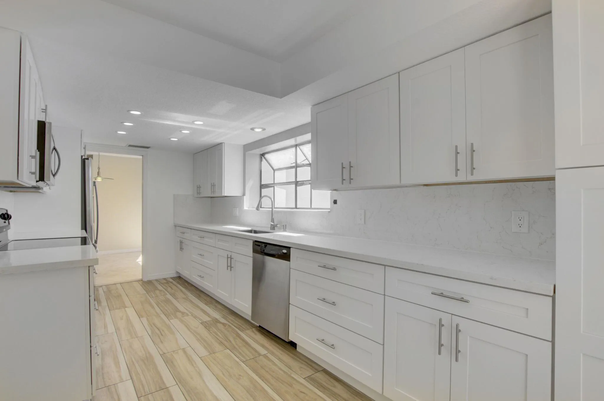 6740 Lago Vista Terrace