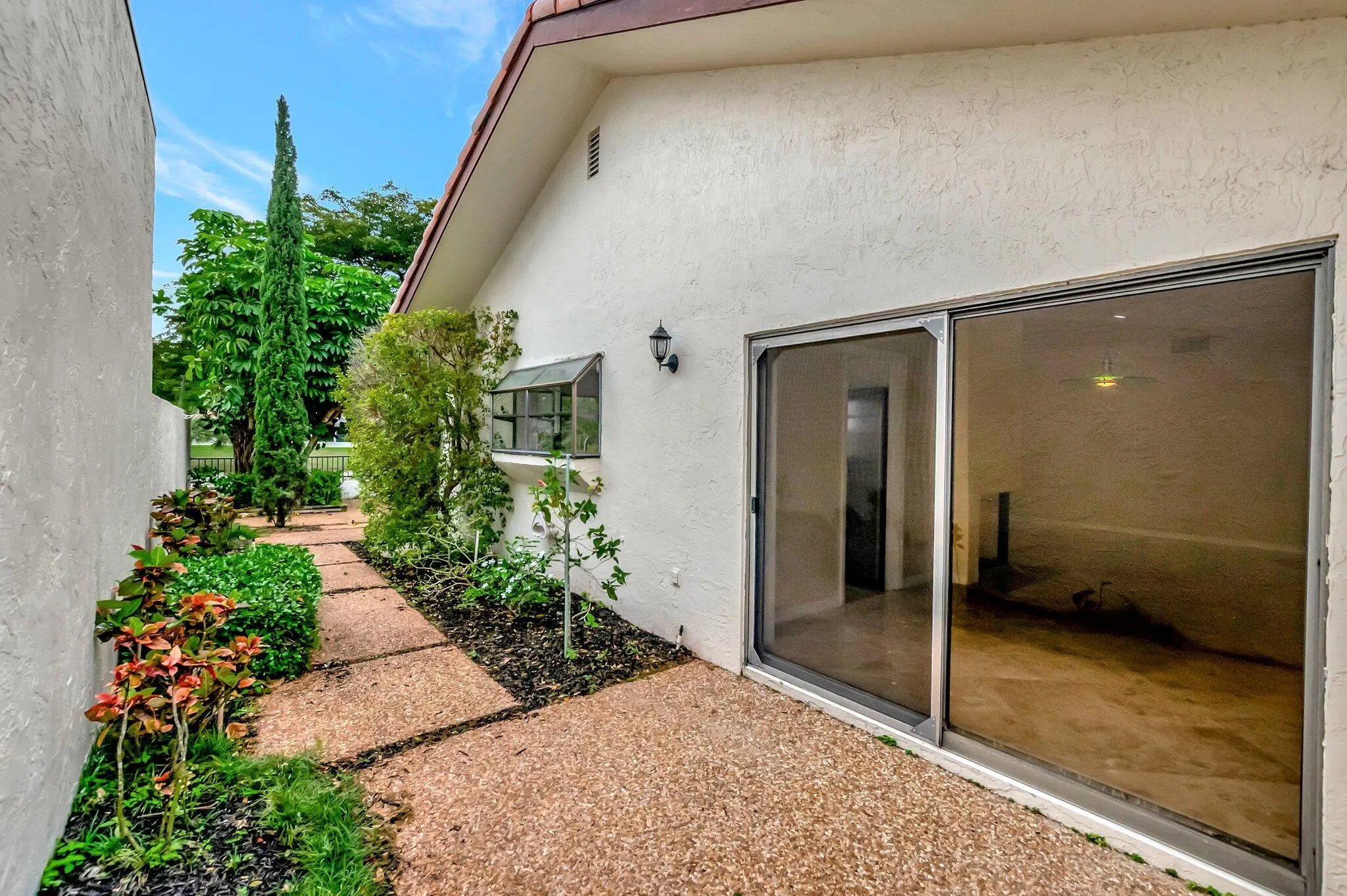 6740 Lago Vista Terrace