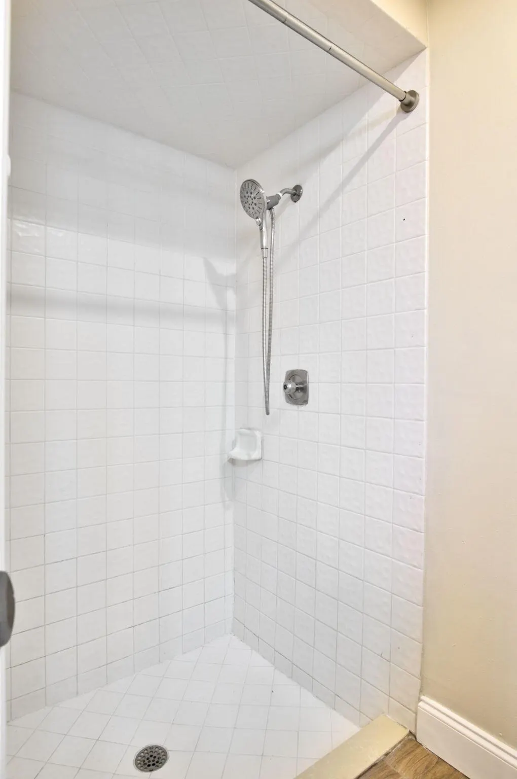 6740 Lago Vista Terrace