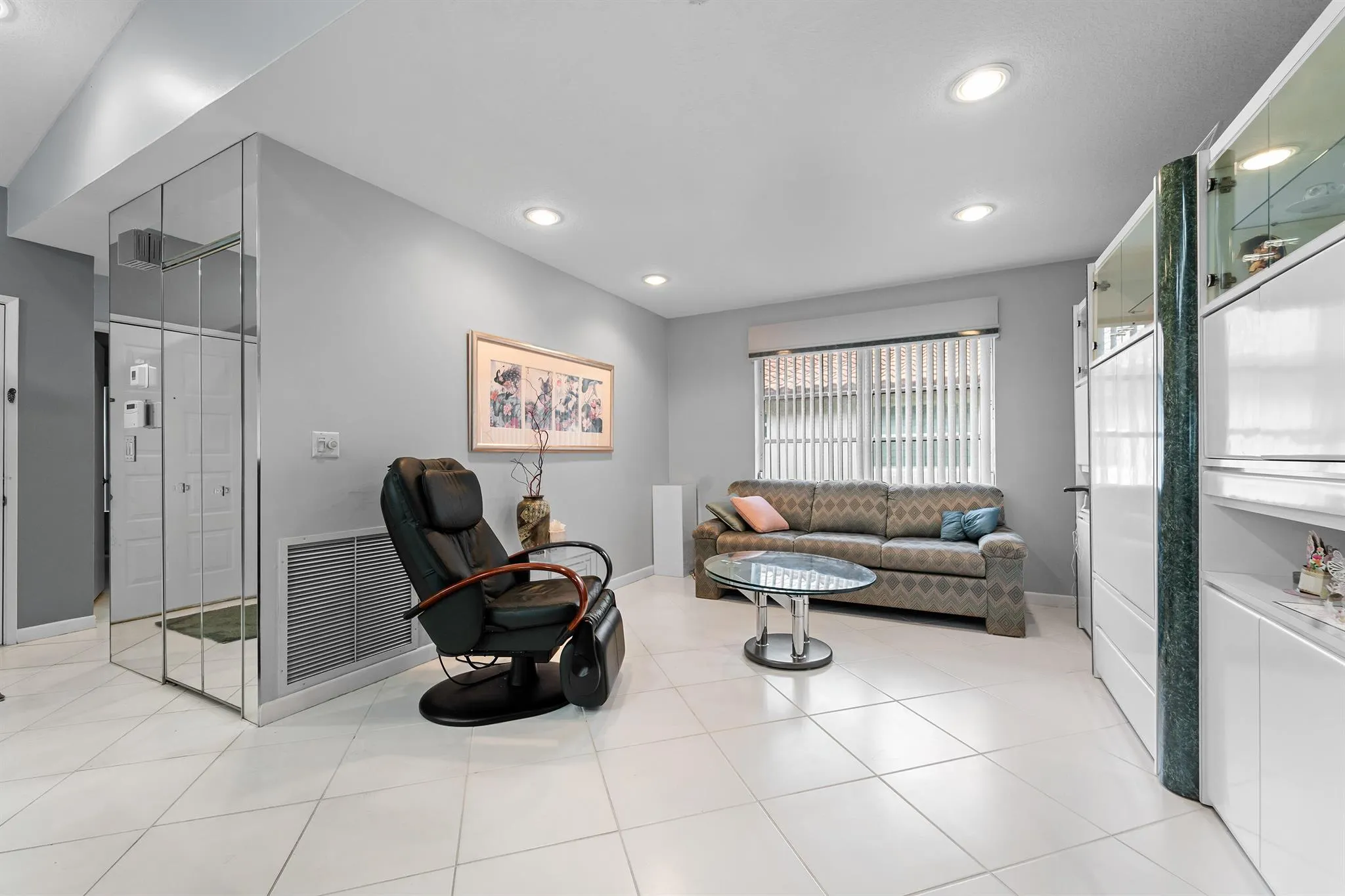 6339 Mill Pointe Circle