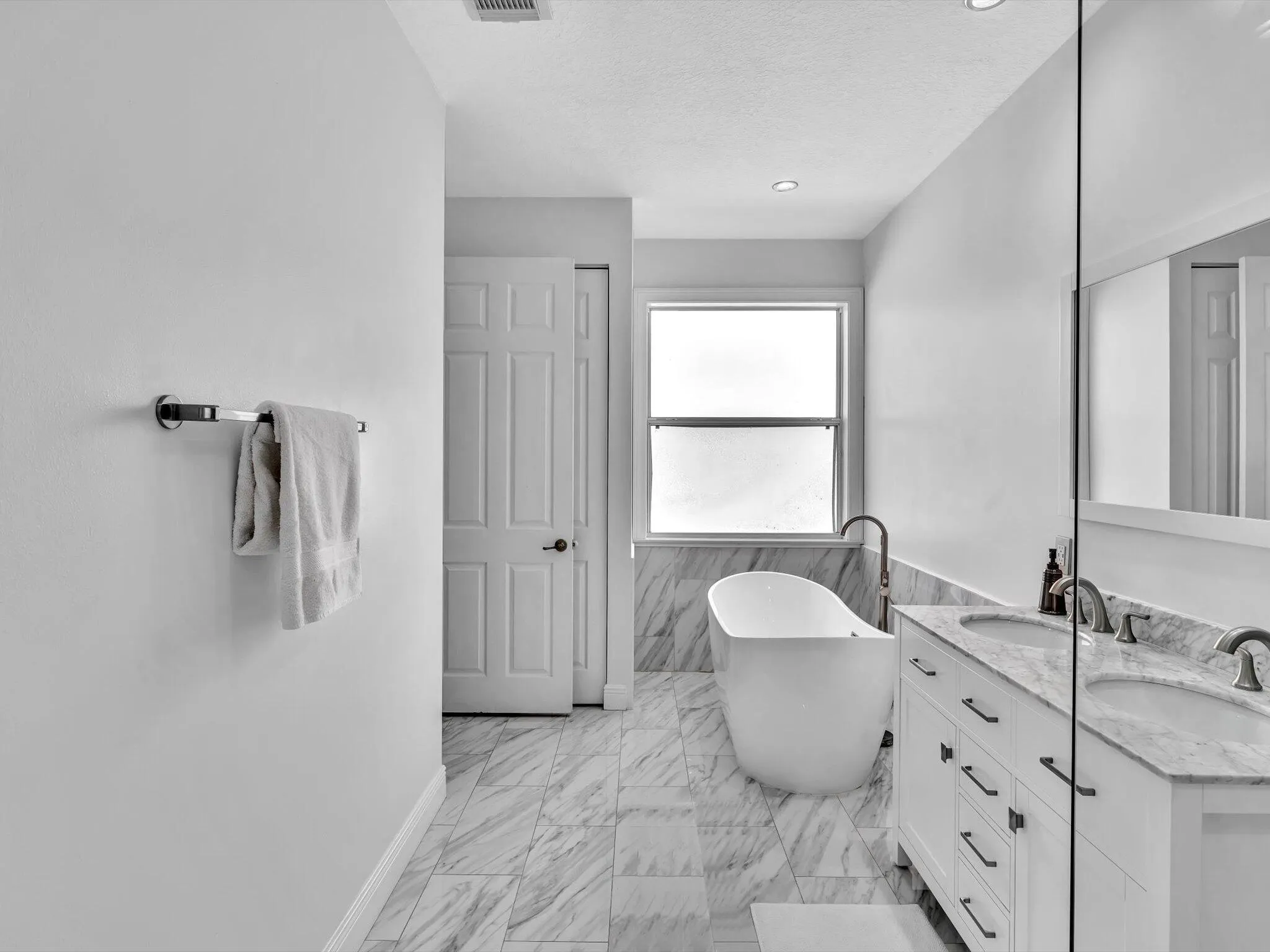 607 Gazetta Way
