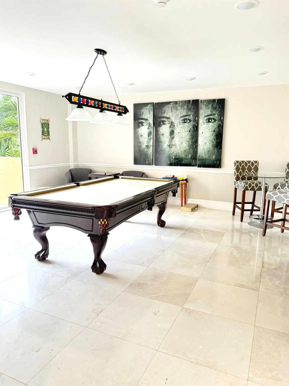 1150 Hillsboro Mile, #707