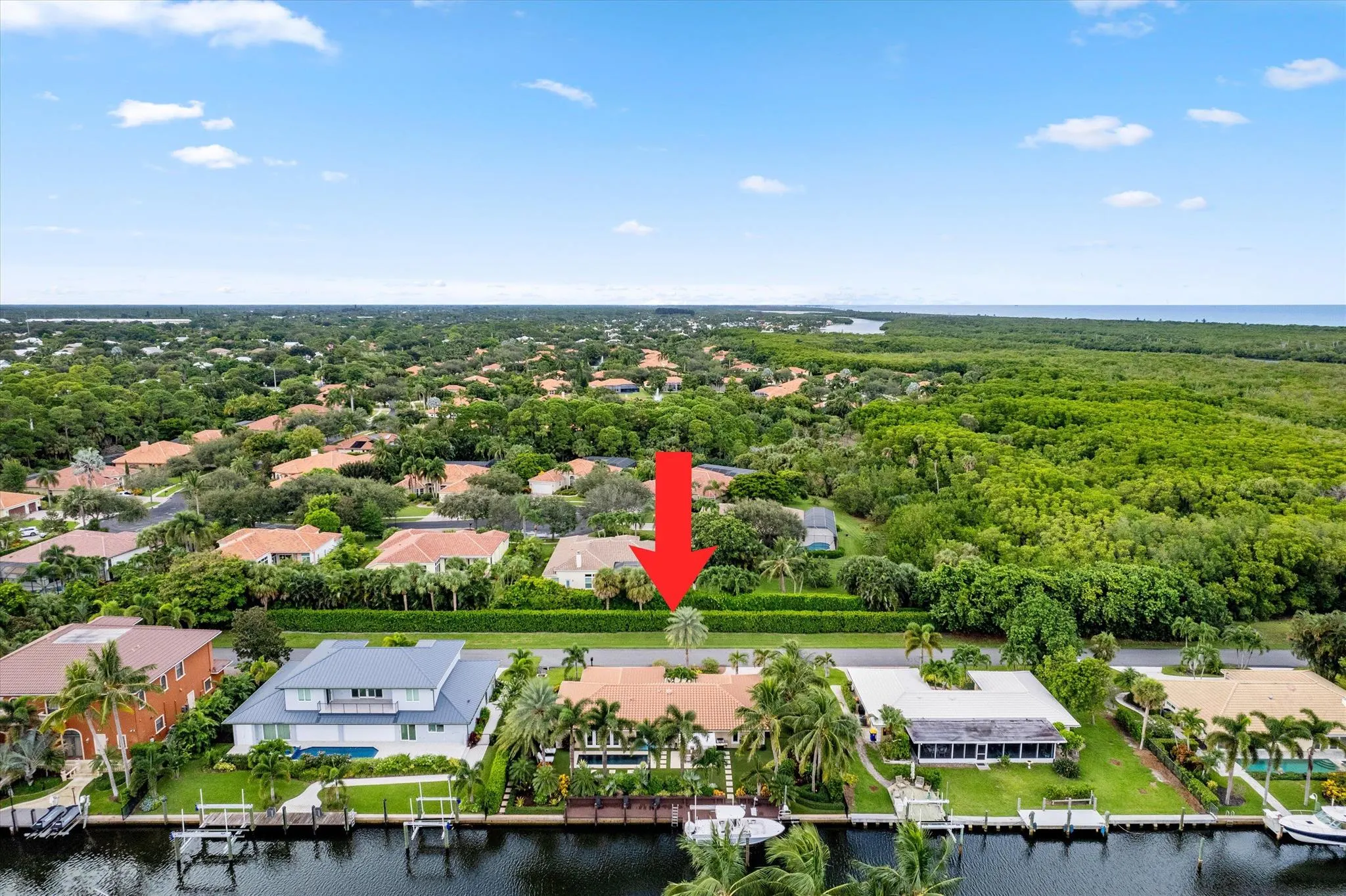 8884 SE Pelican Island Way
