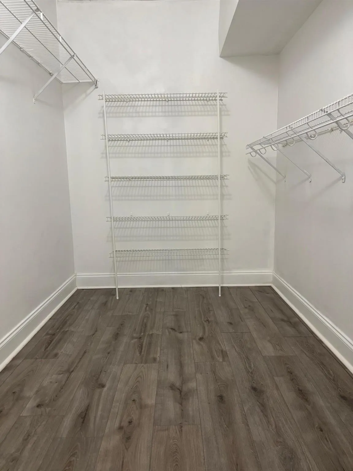 3000 Florida Boulevard, #203-D