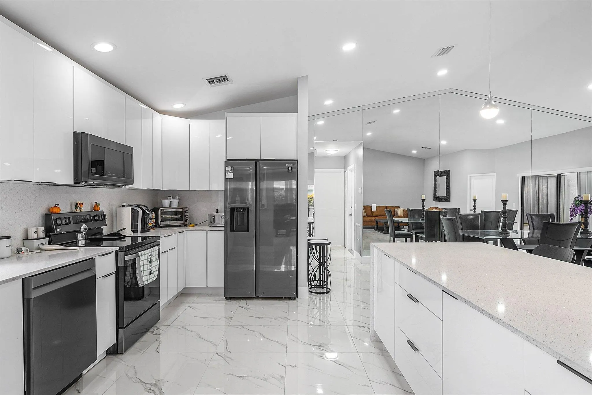 2622 NW 13th Street
