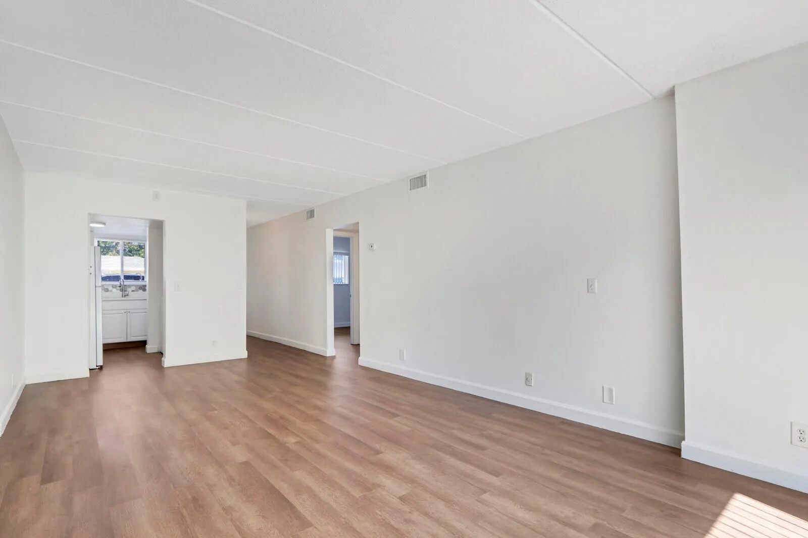 1501 Crescent Circle, #B10
