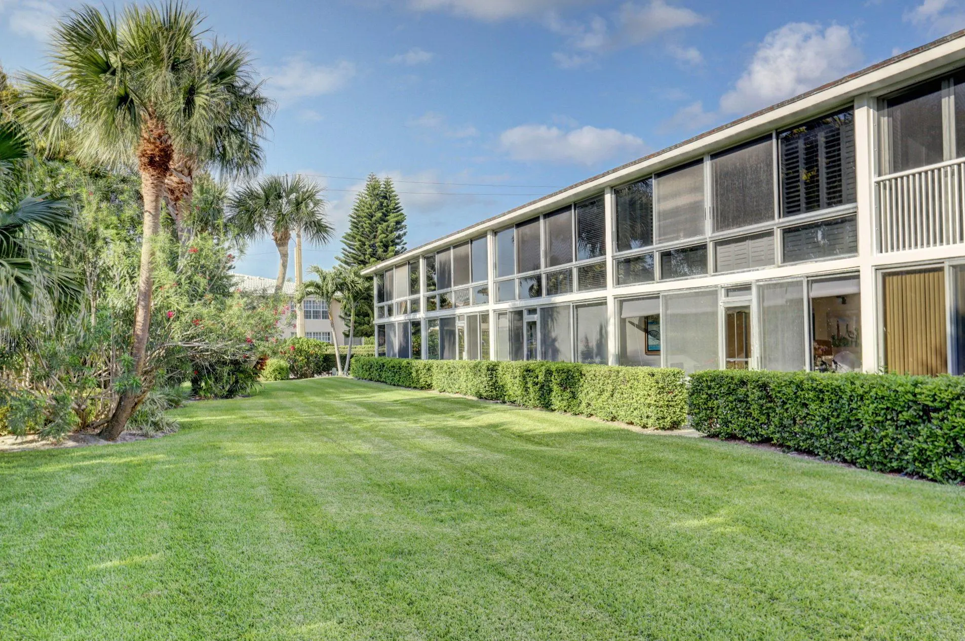 50 Celestial Way, #8e
