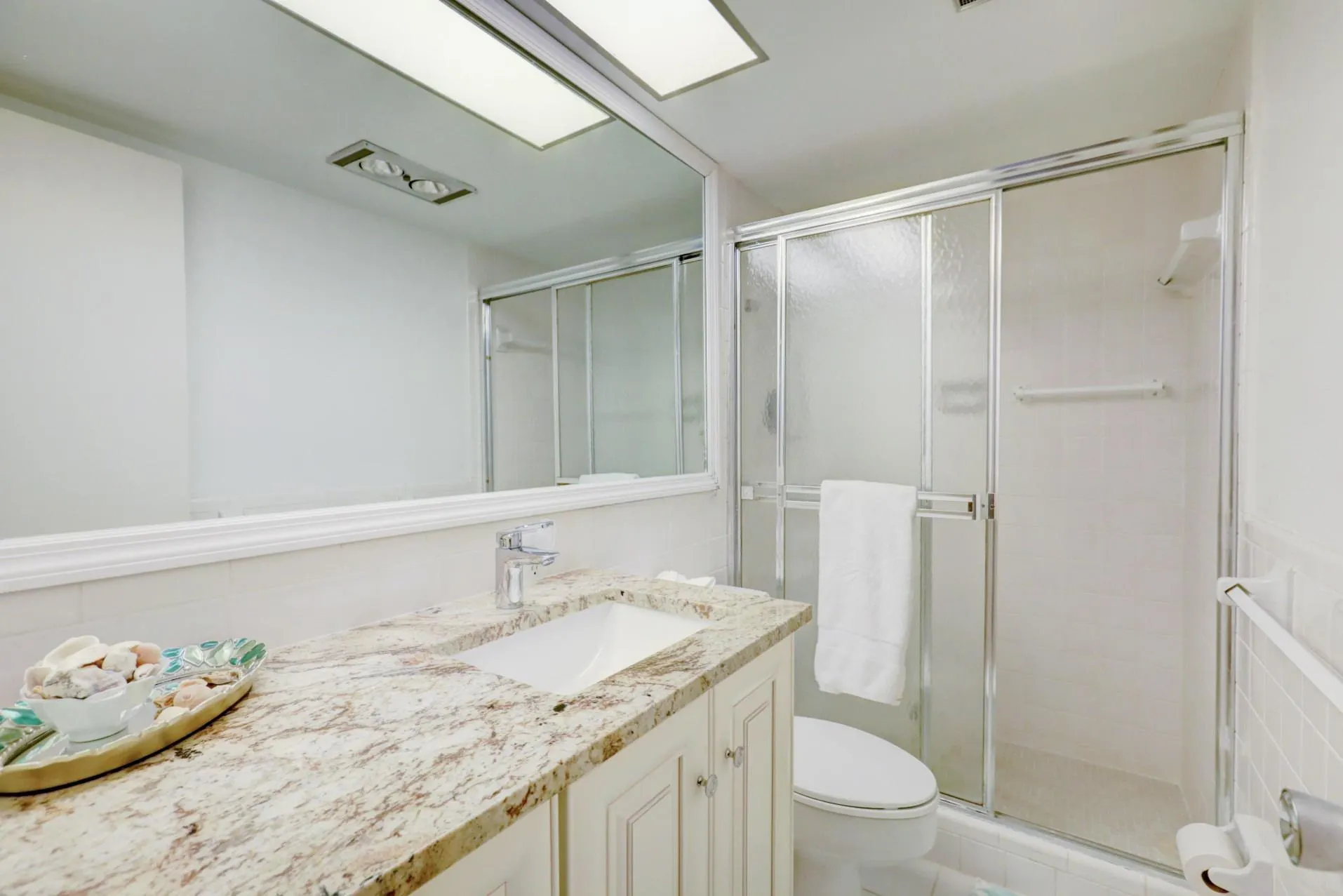 50 Celestial Way, #8e