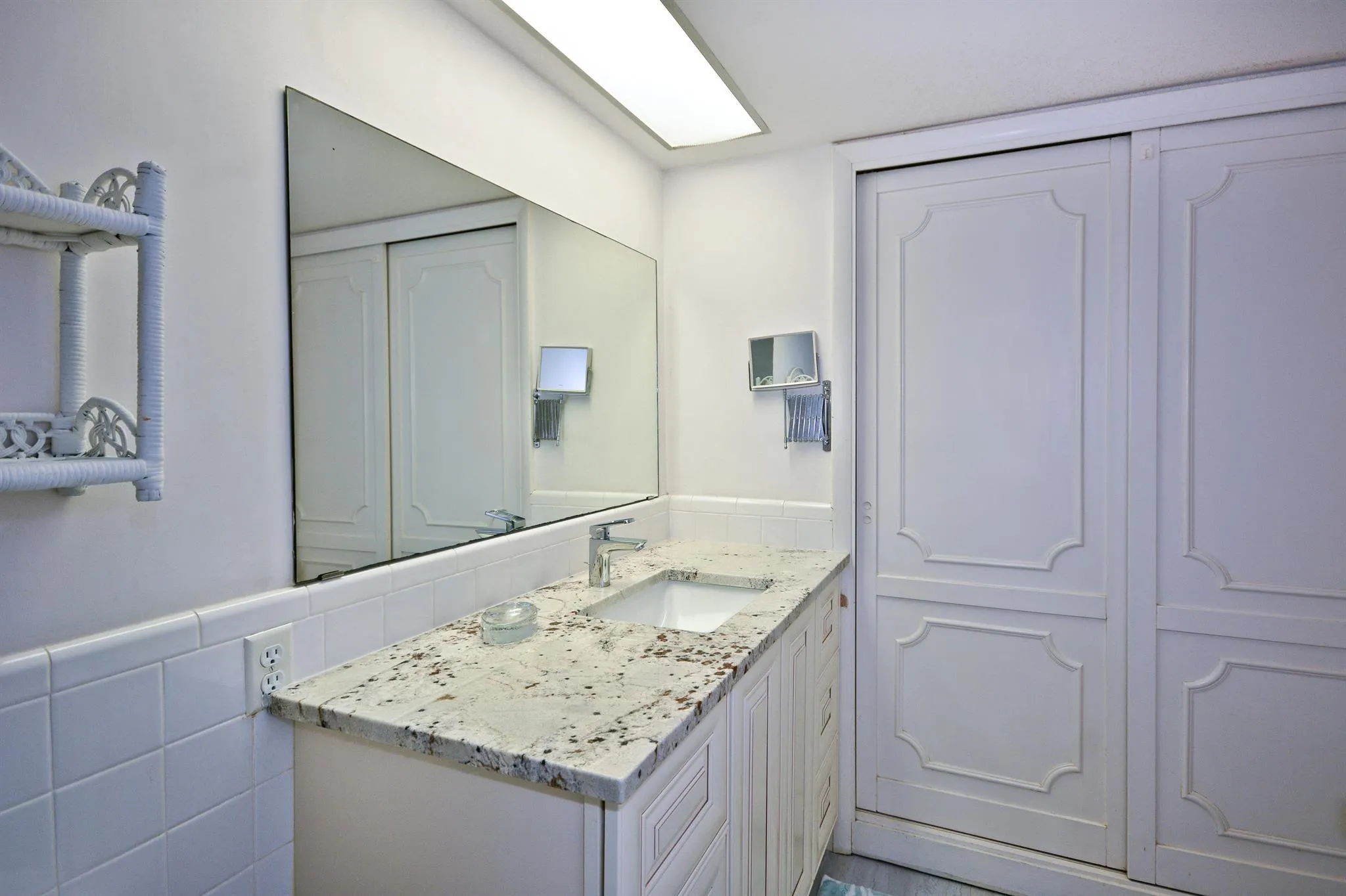 50 Celestial Way, #8e