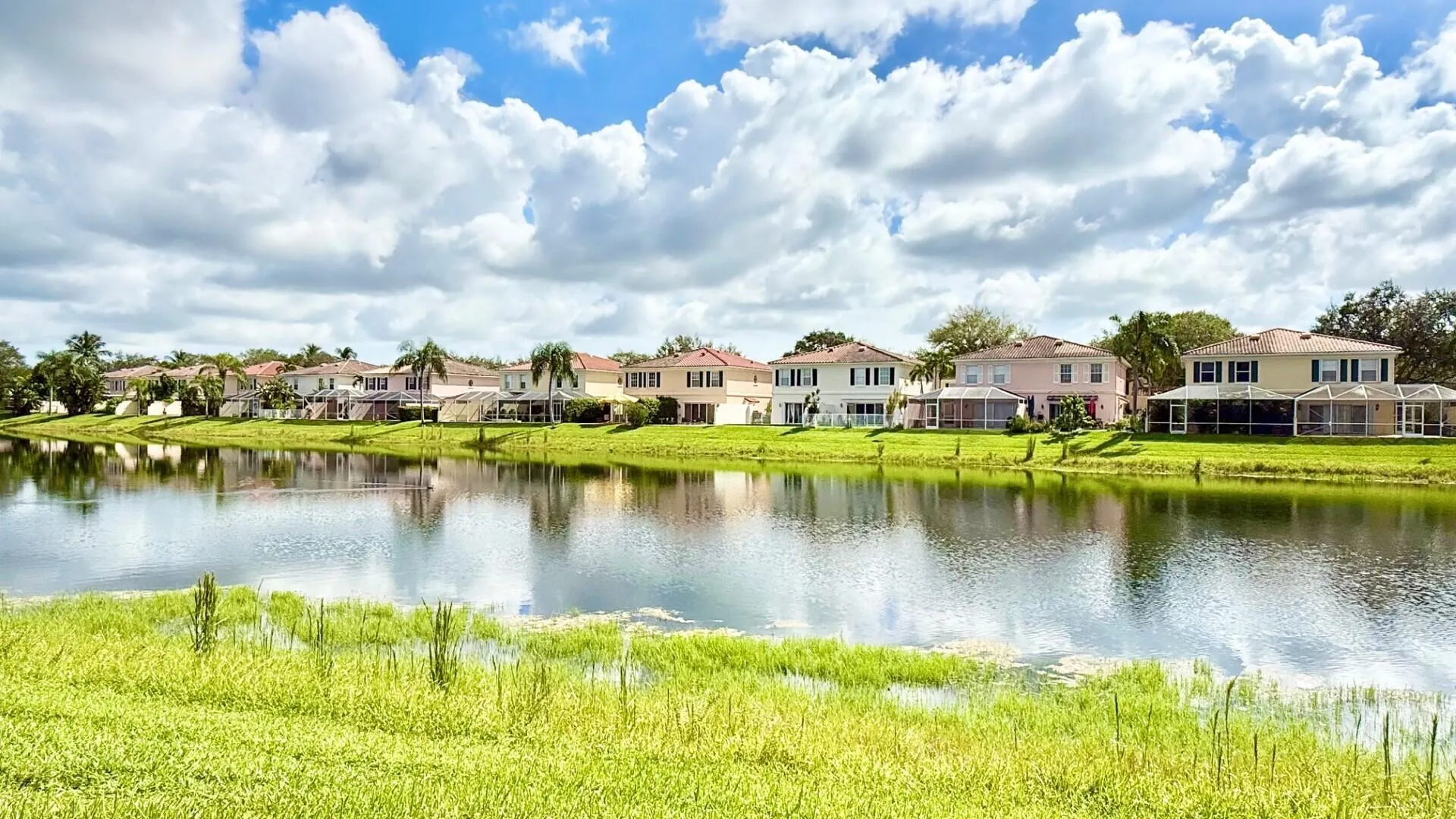 2006 W Tigris Drive