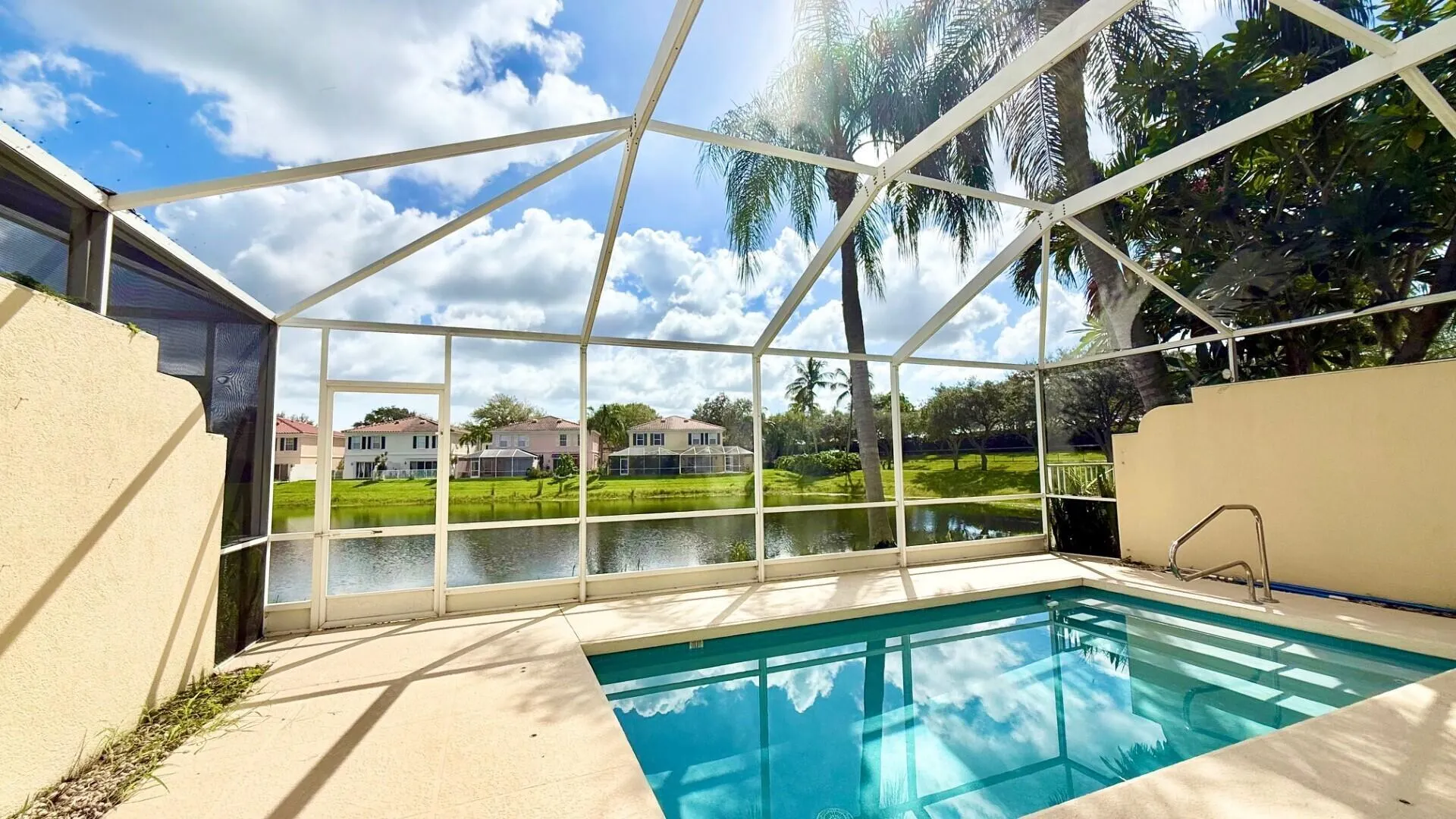 2006 W Tigris Drive