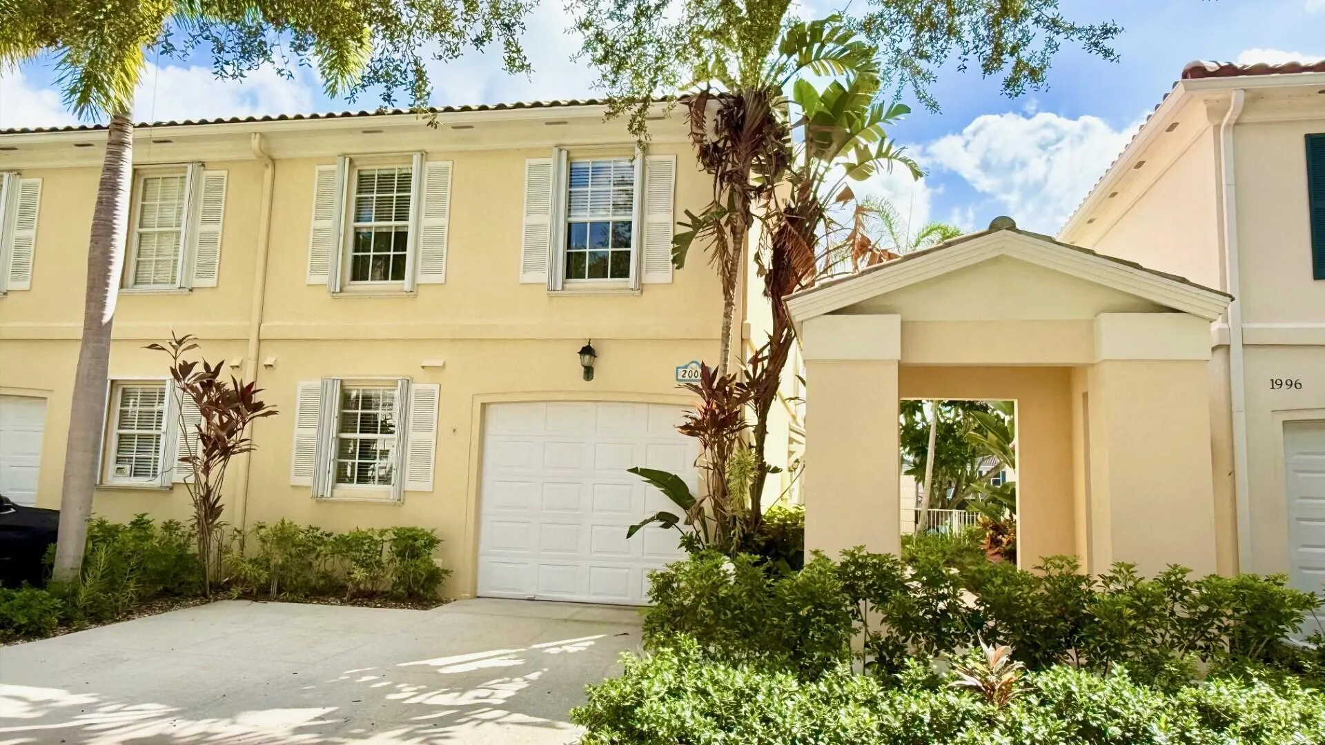 2006 W Tigris Drive