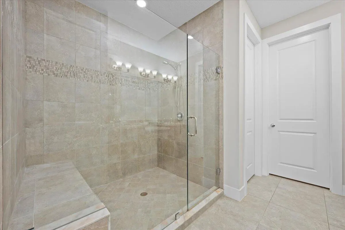 7114 Edison Place