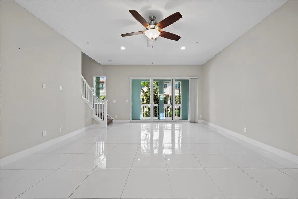 7114 Edison Place
