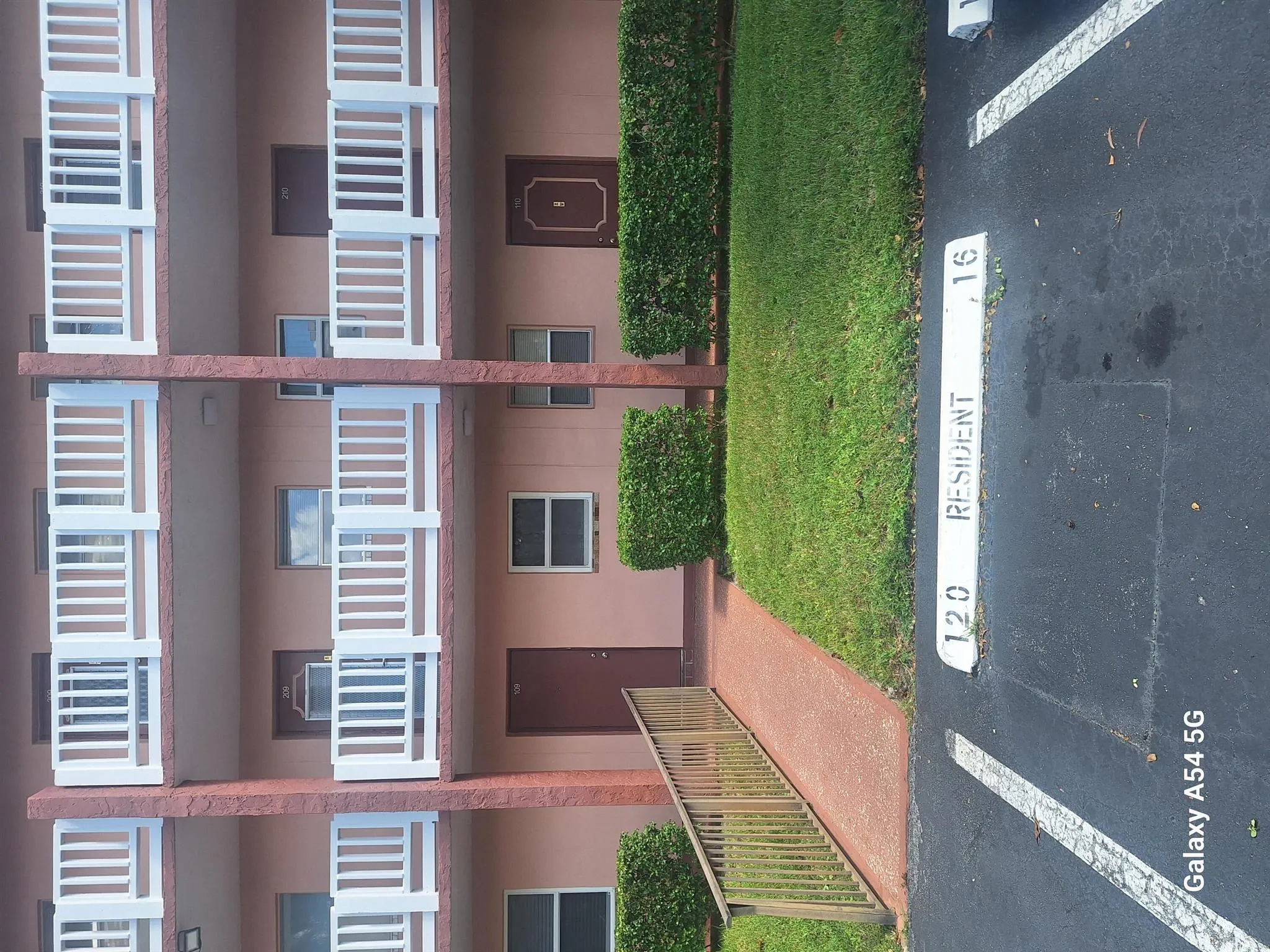 9601 NW Sunrise Lakes Blvd Boulevard