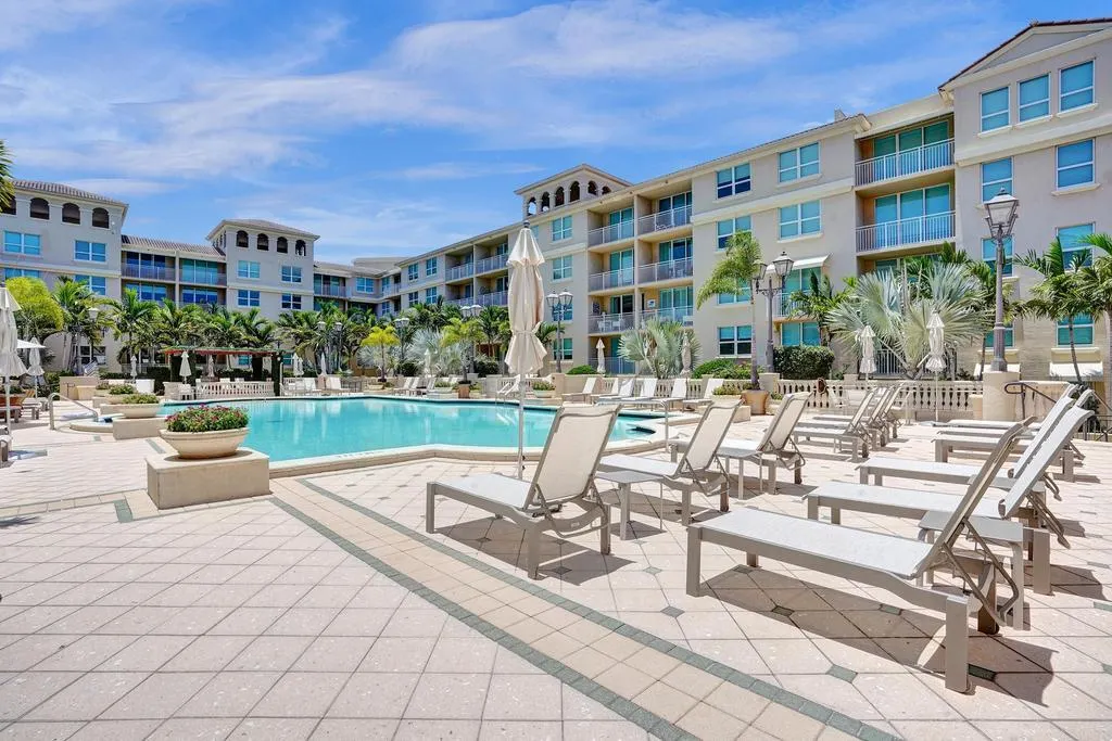 99 SE Mizner Boulevard, #Ph29