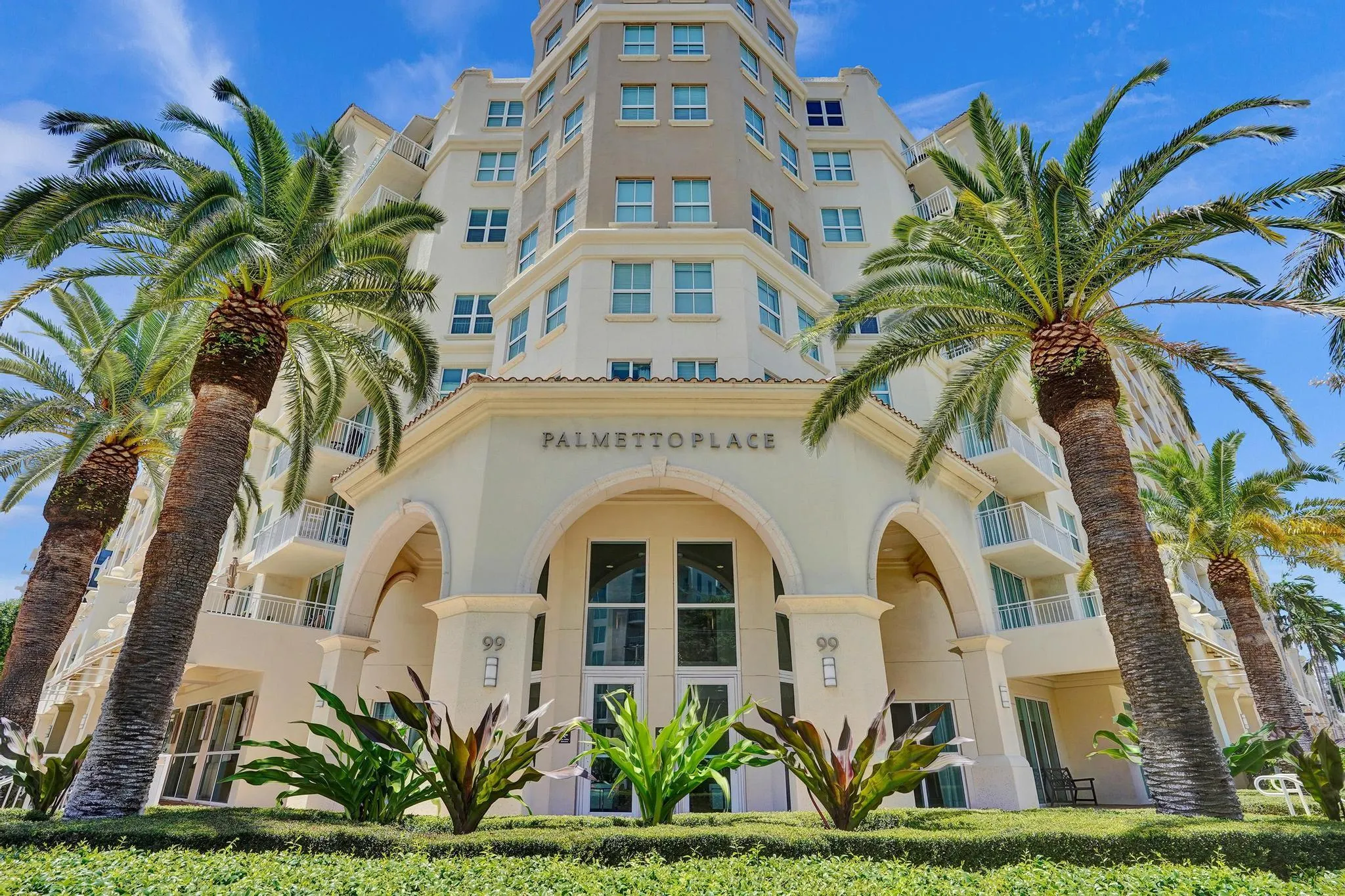 99 SE Mizner Boulevard, #Ph29