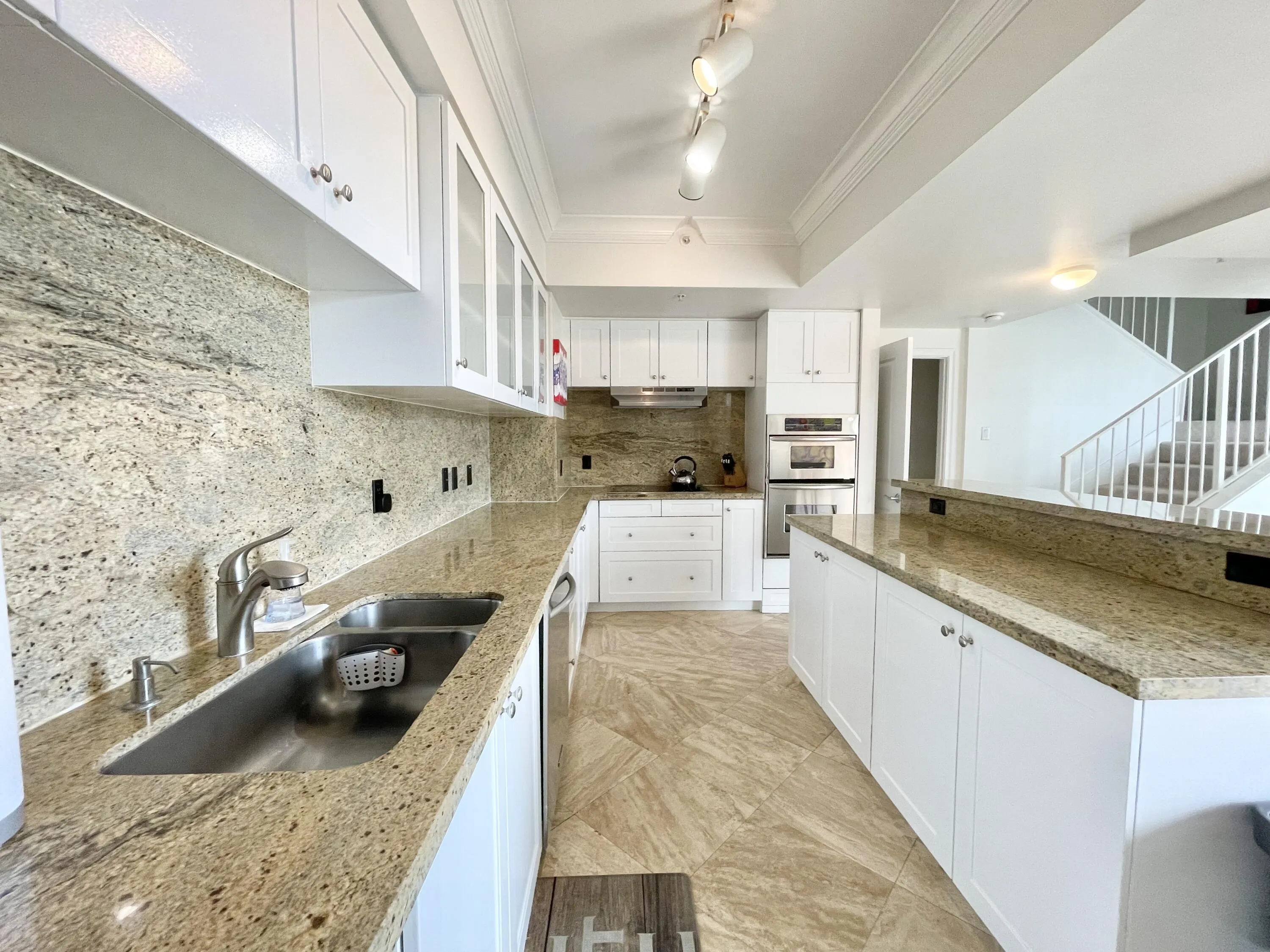 99 SE Mizner Boulevard, #Ph29