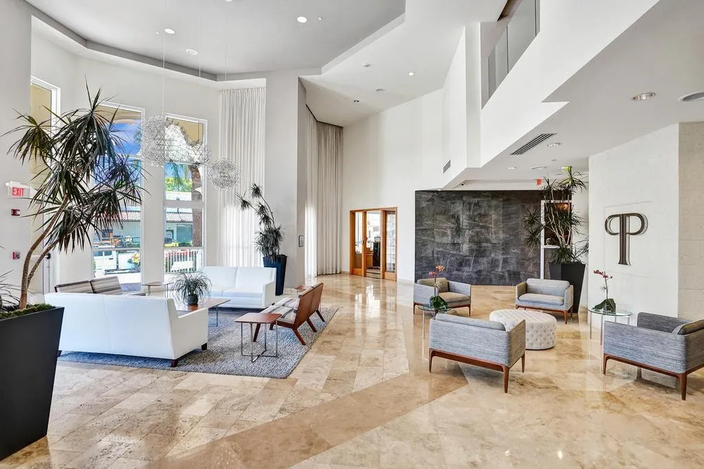 99 SE Mizner Boulevard, #Ph29