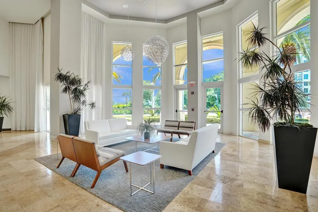 99 SE Mizner Boulevard, #Ph29