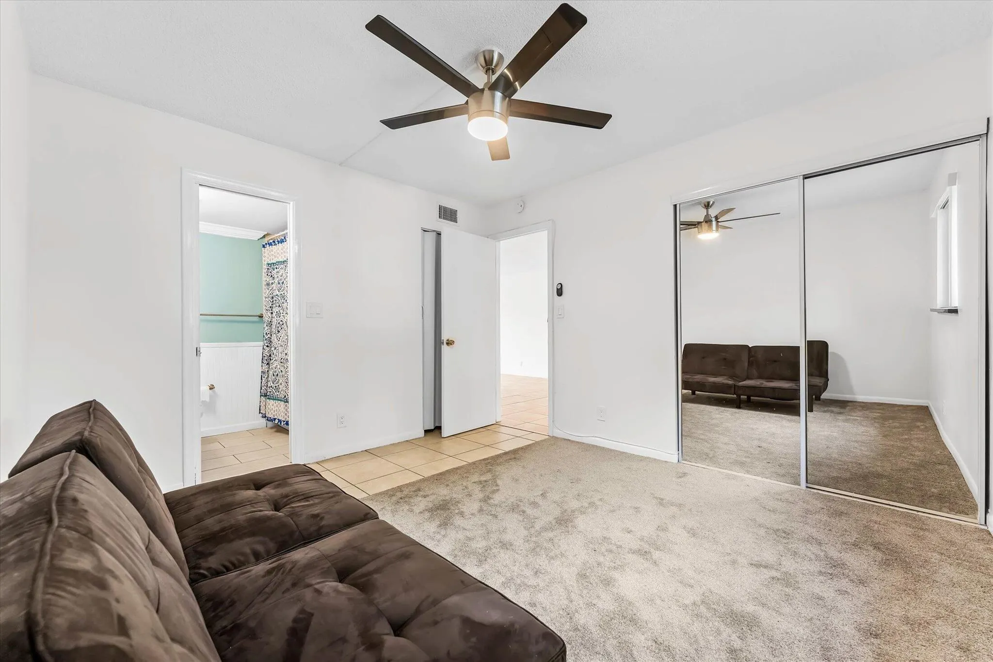 50 SE 12th Street, #1600