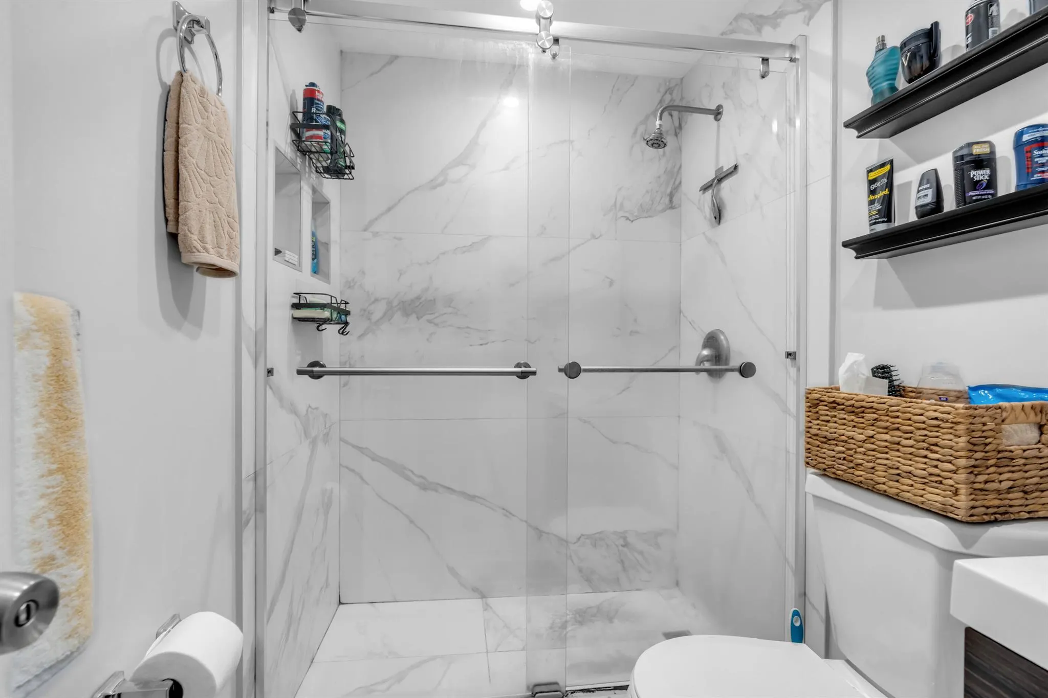 301 E Mcnab Road, #103