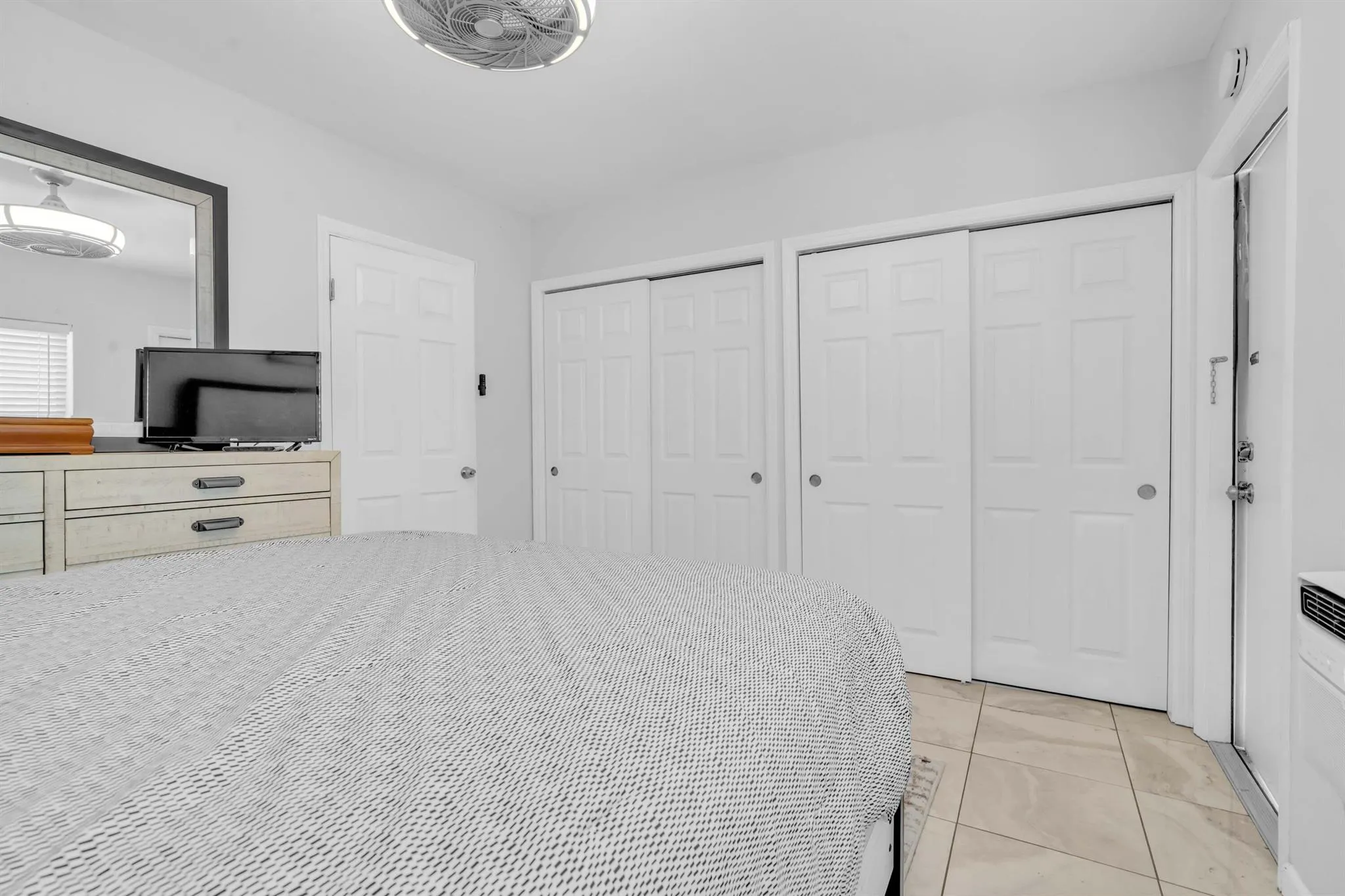301 E Mcnab Road, #103