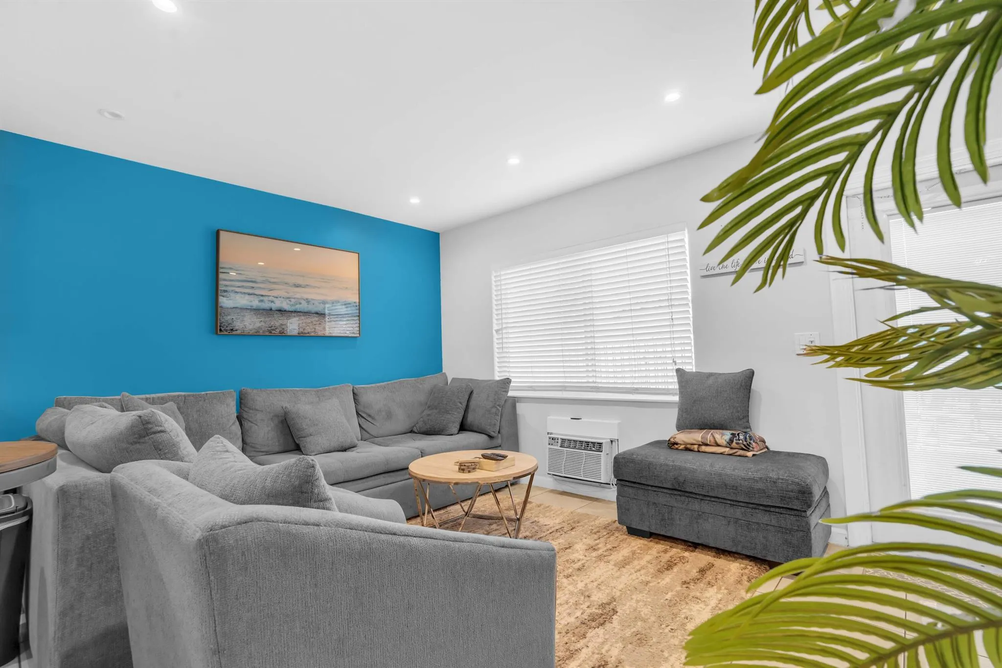 301 E Mcnab Road, #103