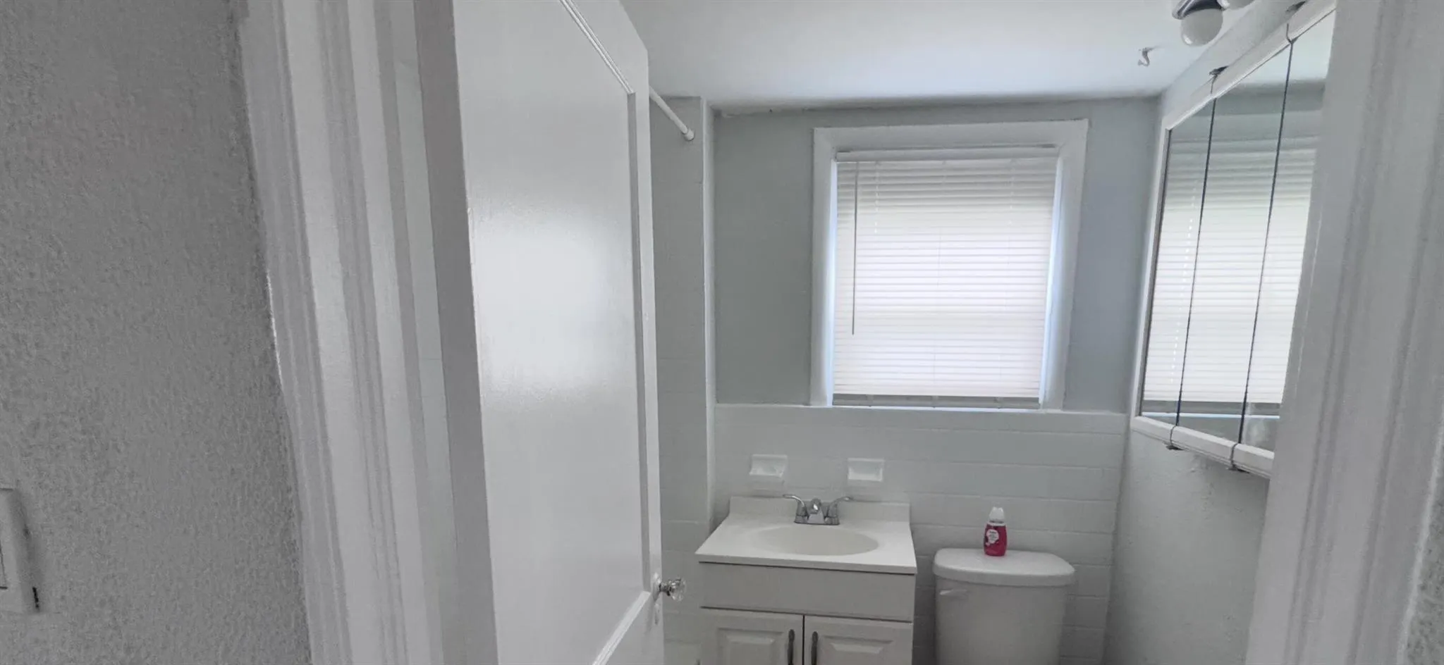 736 Omar Road, #4