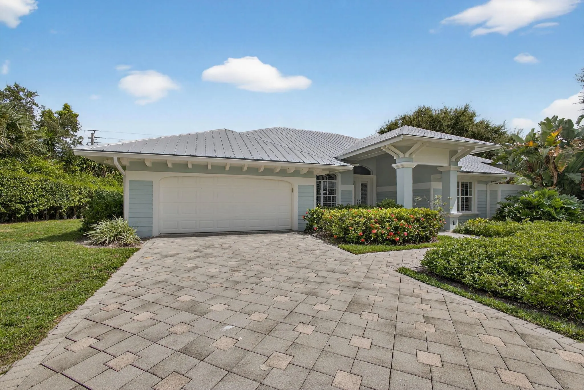 8401 SE Ketch Court