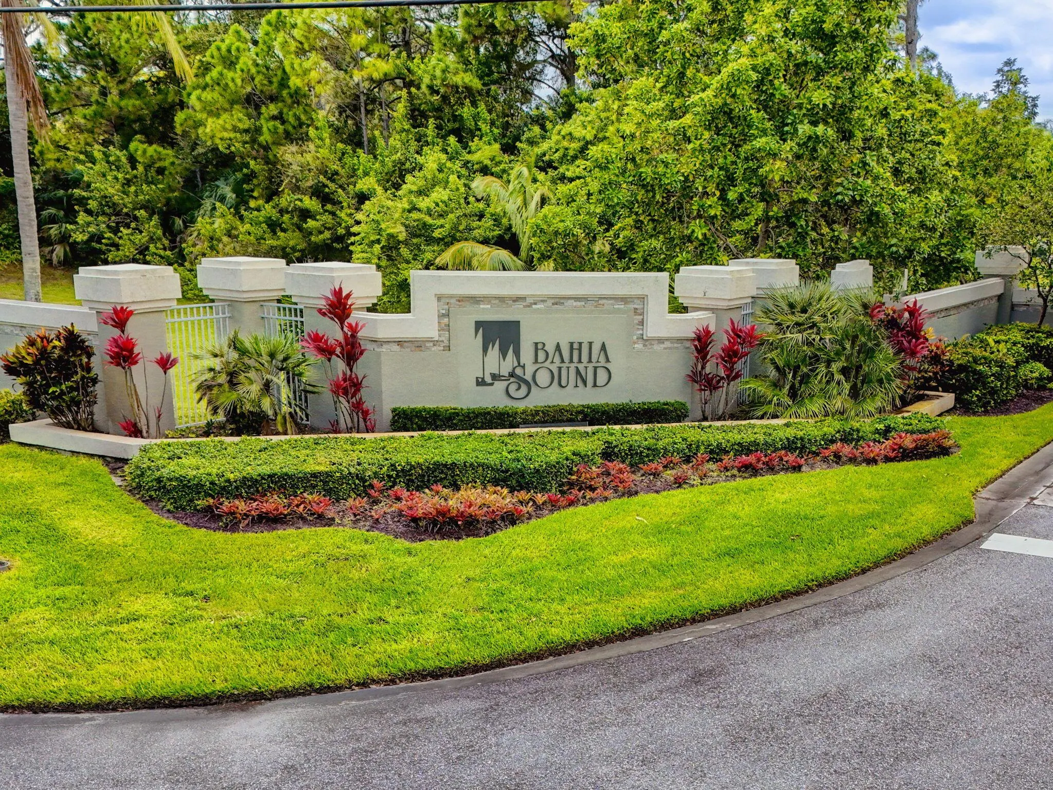 8401 SE Ketch Court