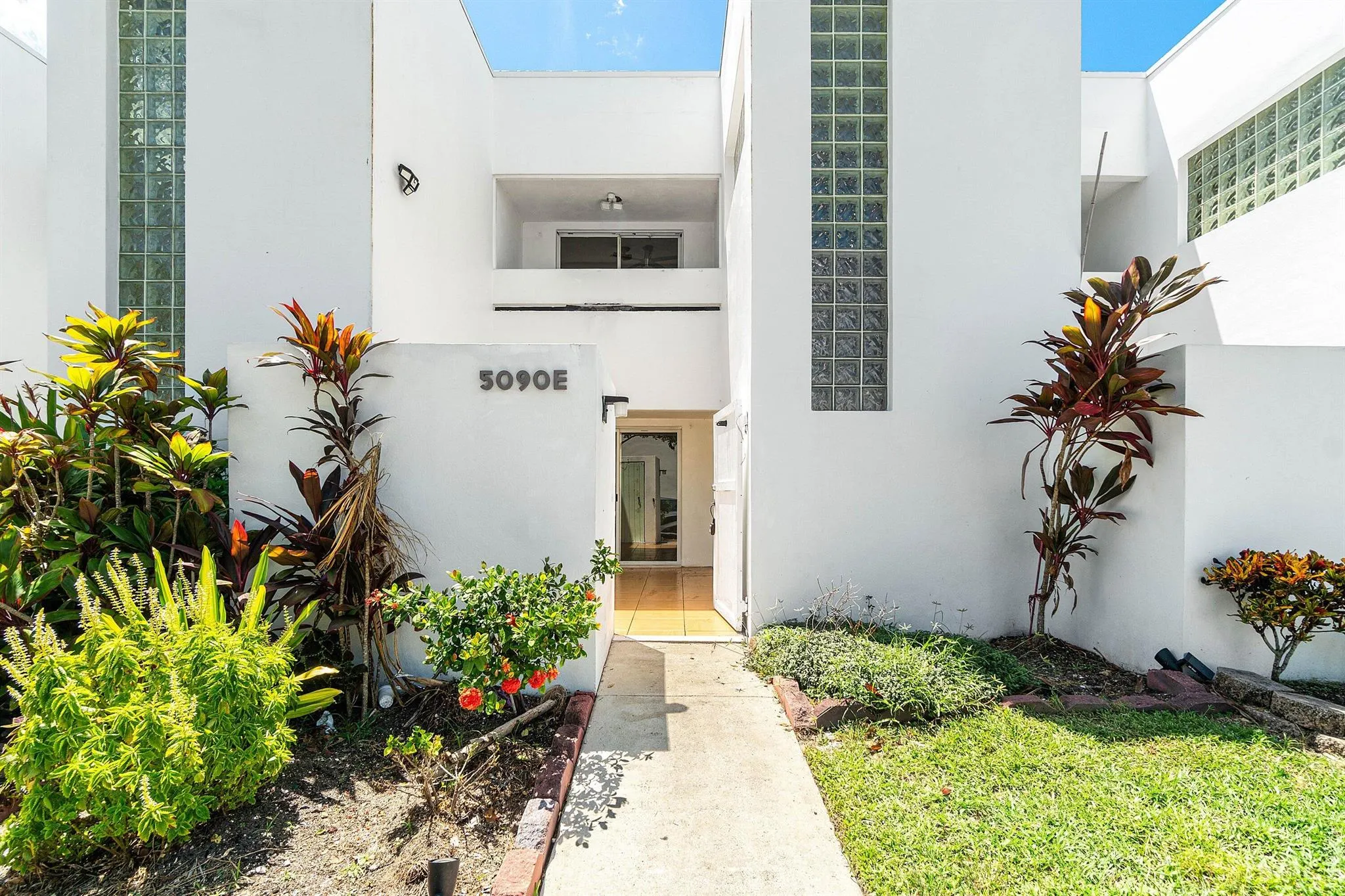5090 Elmhurst Road, #E