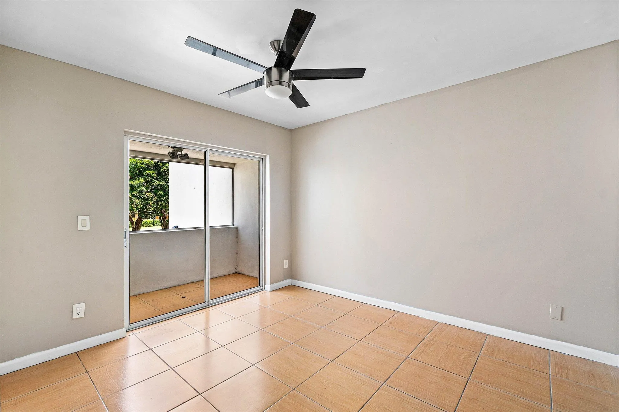5090 Elmhurst Road, #E