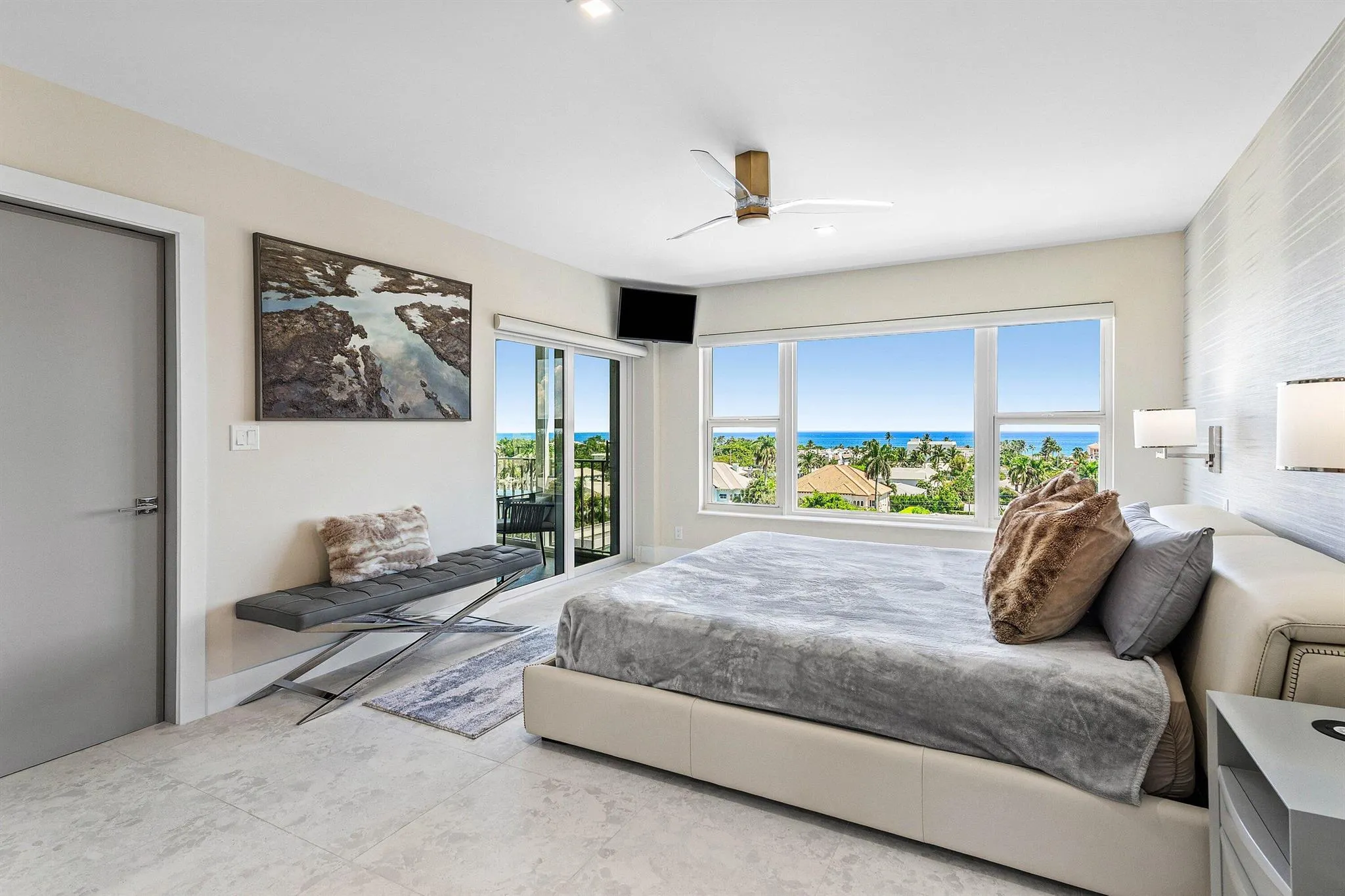 220 Macfarlane Drive, #S-805