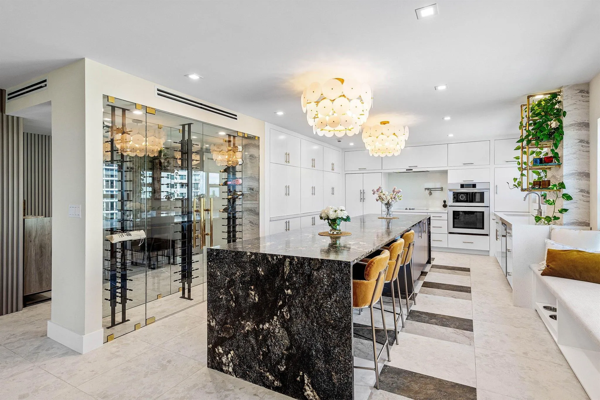 220 Macfarlane Drive, #S-805