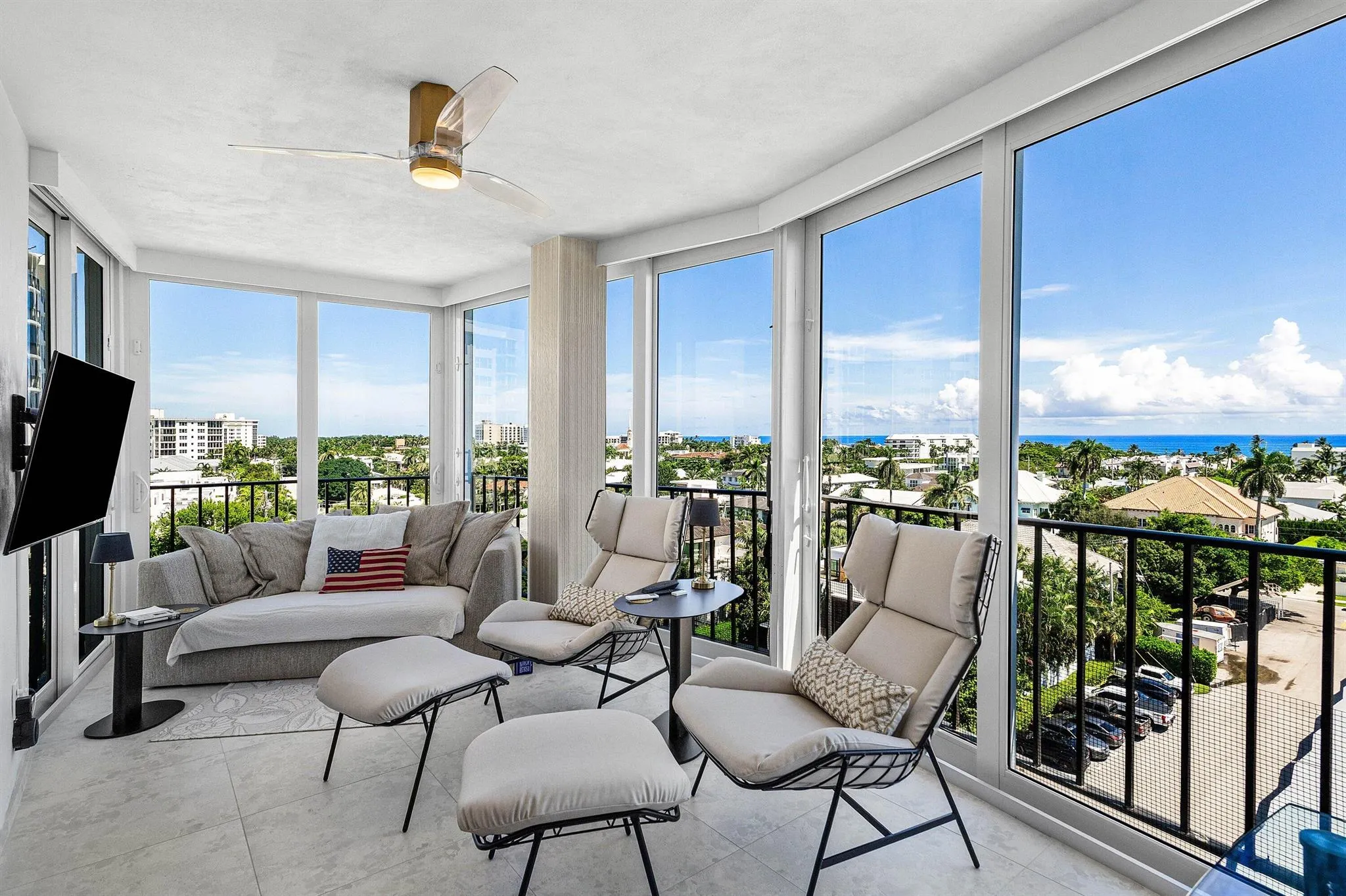 220 Macfarlane Drive, #S-805