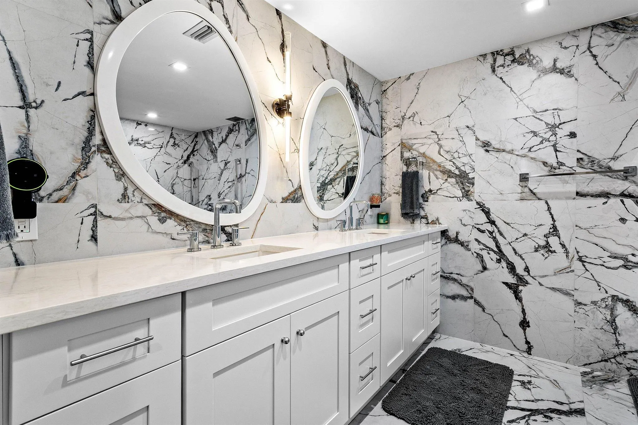 220 Macfarlane Drive, #S-805