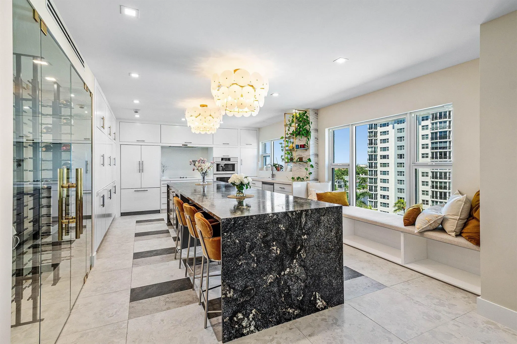 220 Macfarlane Drive, #S-805