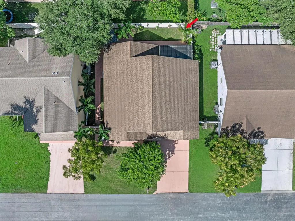610 NW 207th Avenue