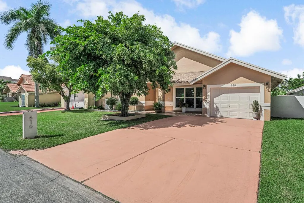 610 NW 207th Avenue