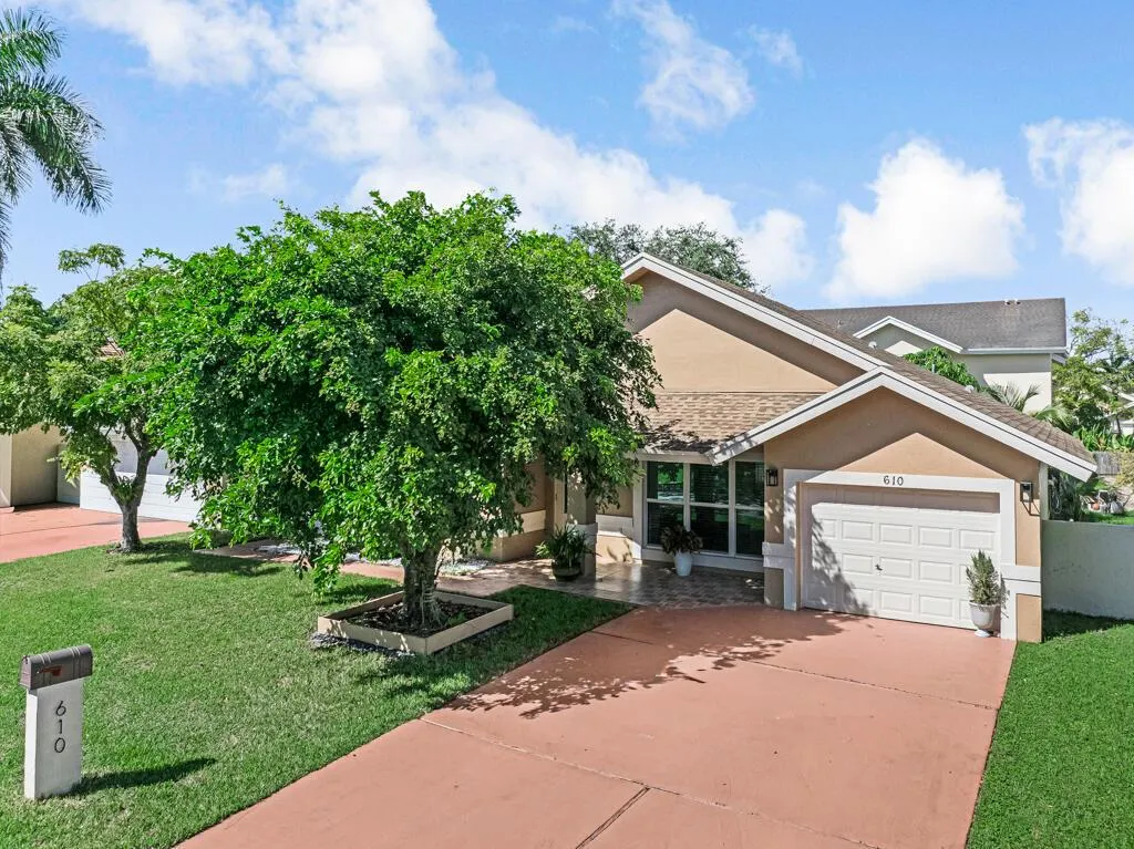 610 NW 207th Avenue