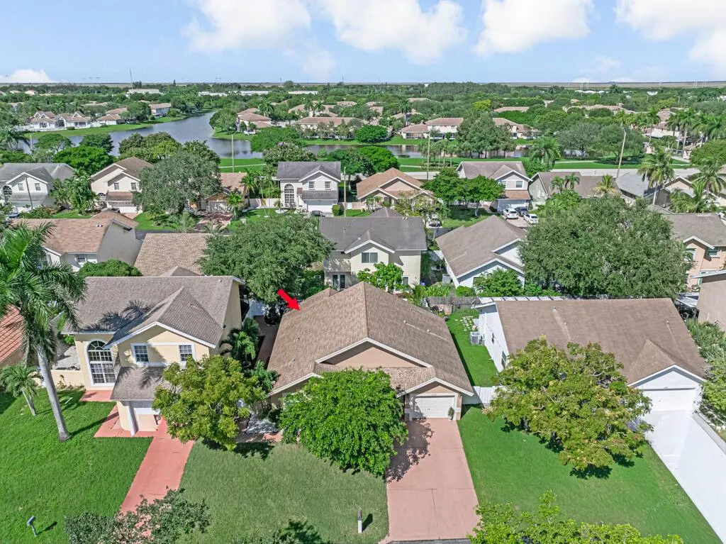 610 NW 207th Avenue