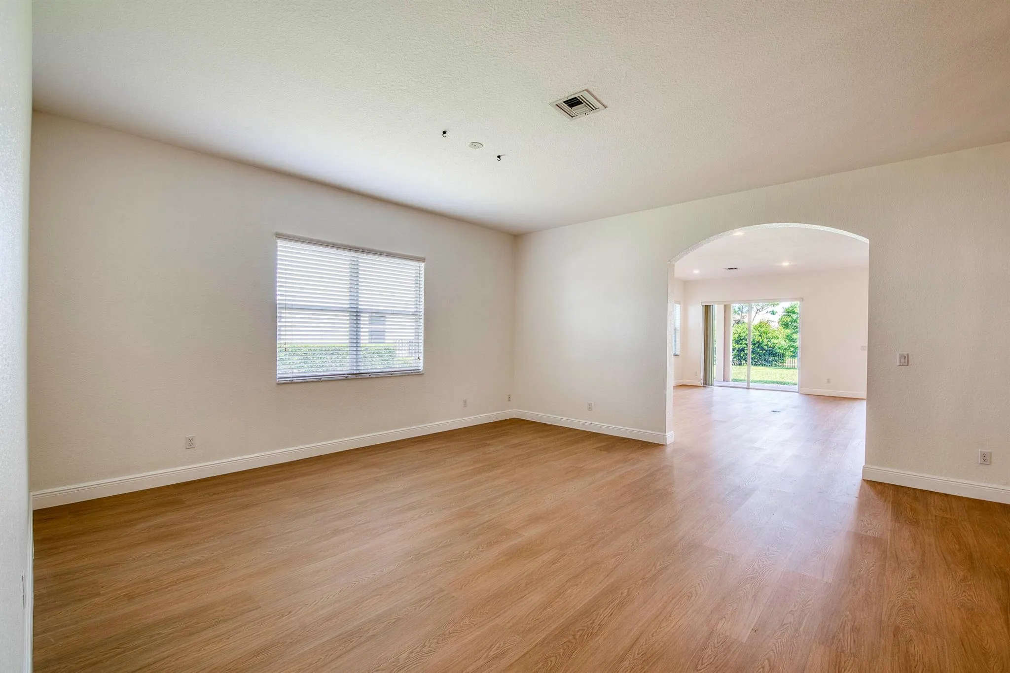 172 Manor Circle