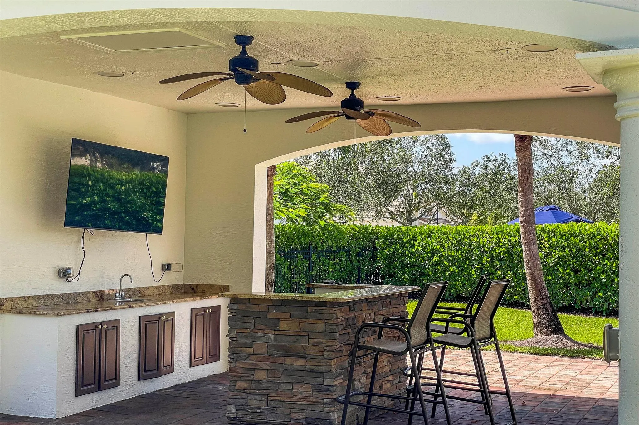 172 Manor Circle
