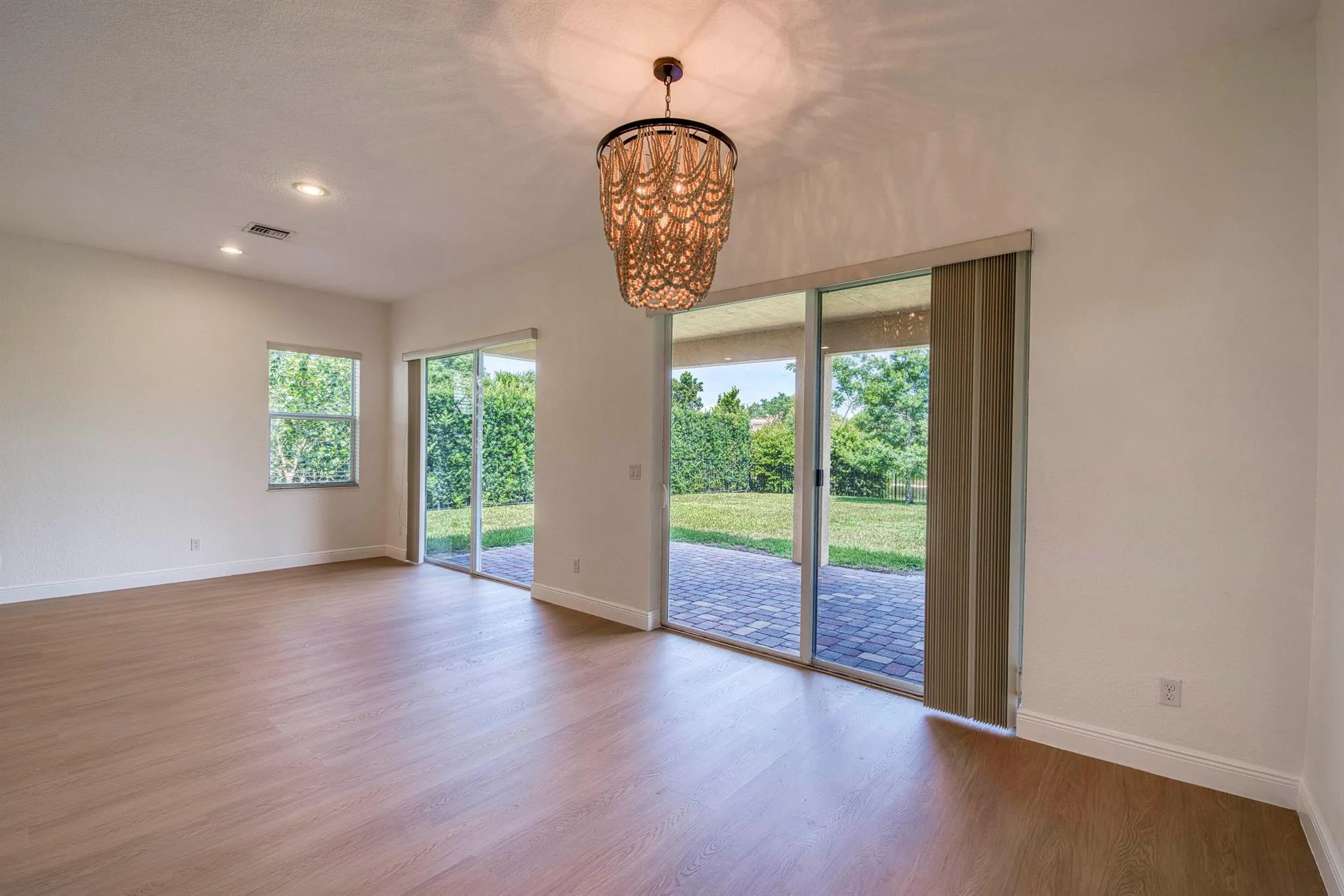 172 Manor Circle