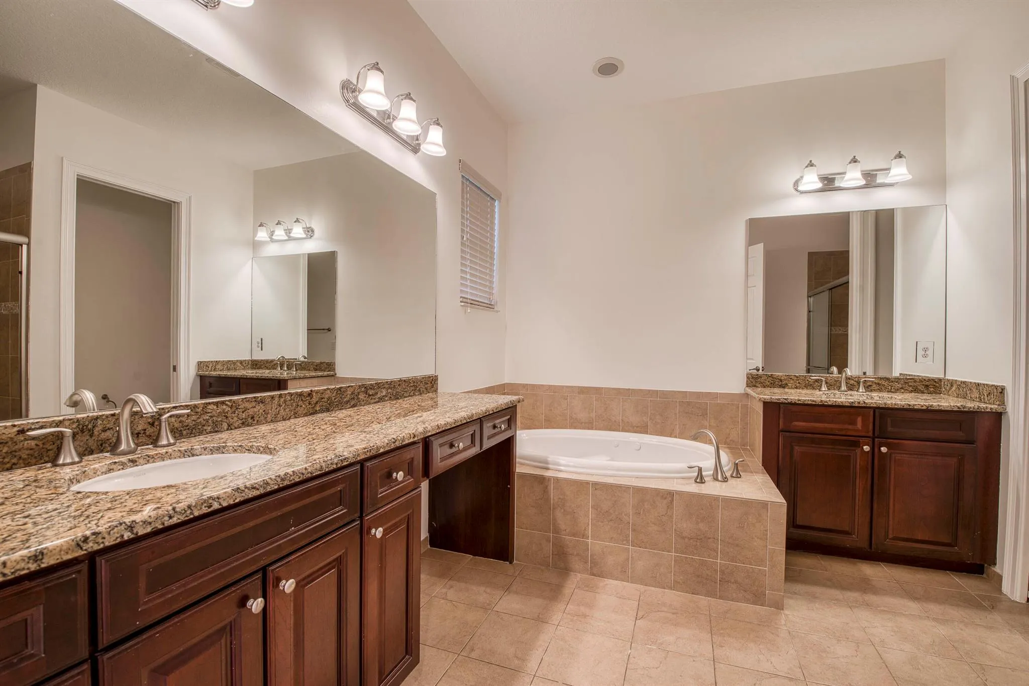 172 Manor Circle