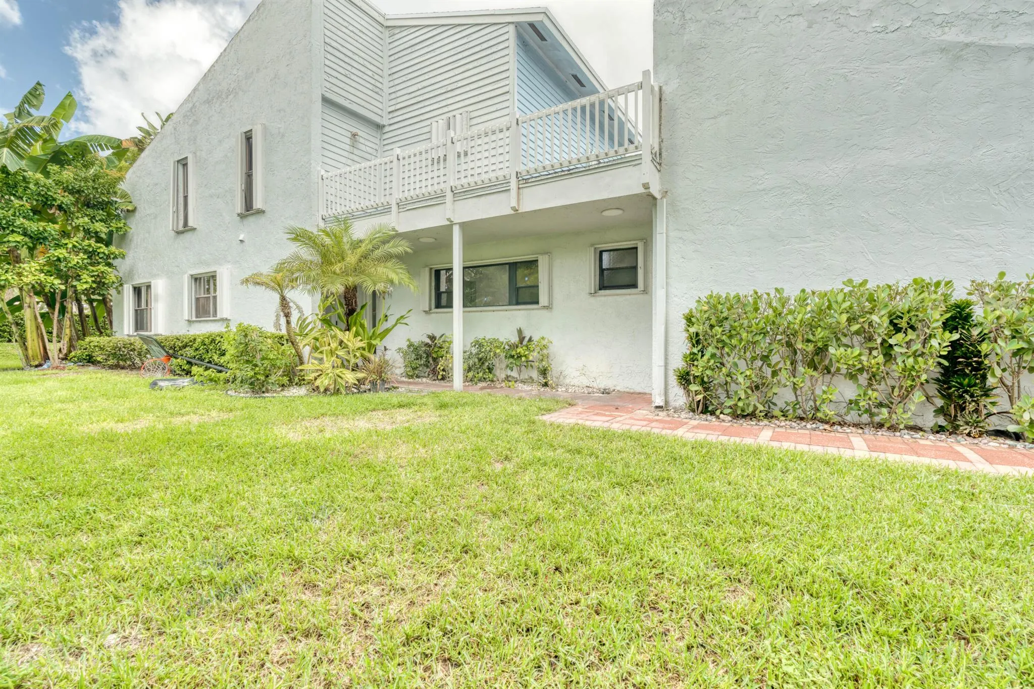 101 Fairway Lane